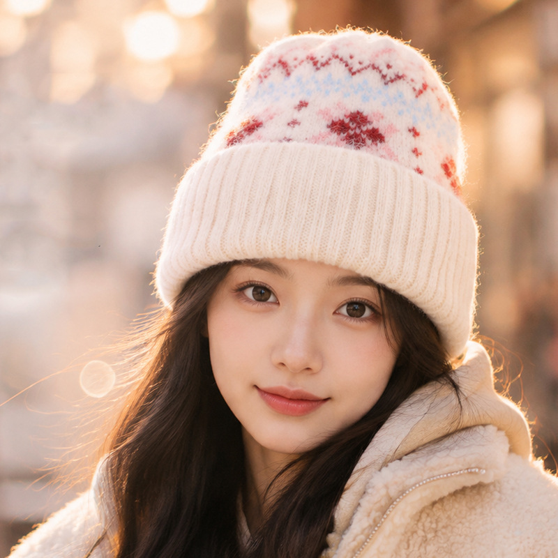 Autumn and winter Fair Isle knitted hat, high elasticity, comfortable fit, suitable for commuting, versatile and warm, women's style