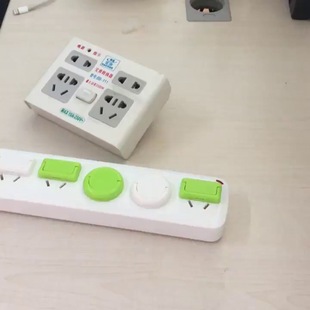 Kitchen bathroom bathroom two-hole three-hole power plug socket protective cover children anti-electric shock plug safety plug