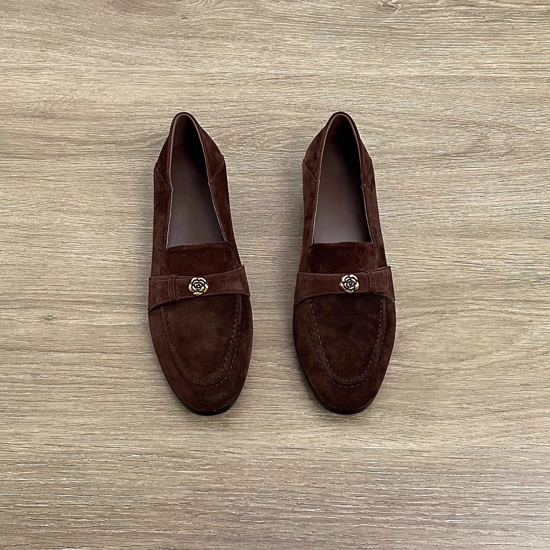 Retro French Camellia Loafers For Women 16 O1CN01fmmuxx22u2S9686zz !!2219388187179 0 cib