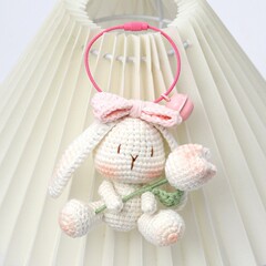 完成品手作りかぎ針編みストラップ毛糸かぎ針編みチューリップウサギ掛けニットキーホルダーストラップバッグアクセサリー
