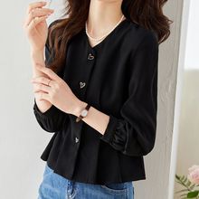 v领黑色衬衫女长袖2024春季新款别致漂亮小衫高级感收腰短款上衣