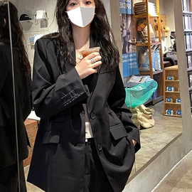 连衣裙;时尚休闲套装;半身裙
