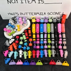 挂饰挂件;包挂件;钥匙扣及钥匙扣配件