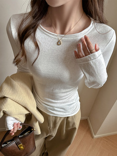 Carefully selected Korean style lazy style long-sleeved bottoming shirt for women in autumn and winter, white inner layer, high-end temperament, right shoulder outer top