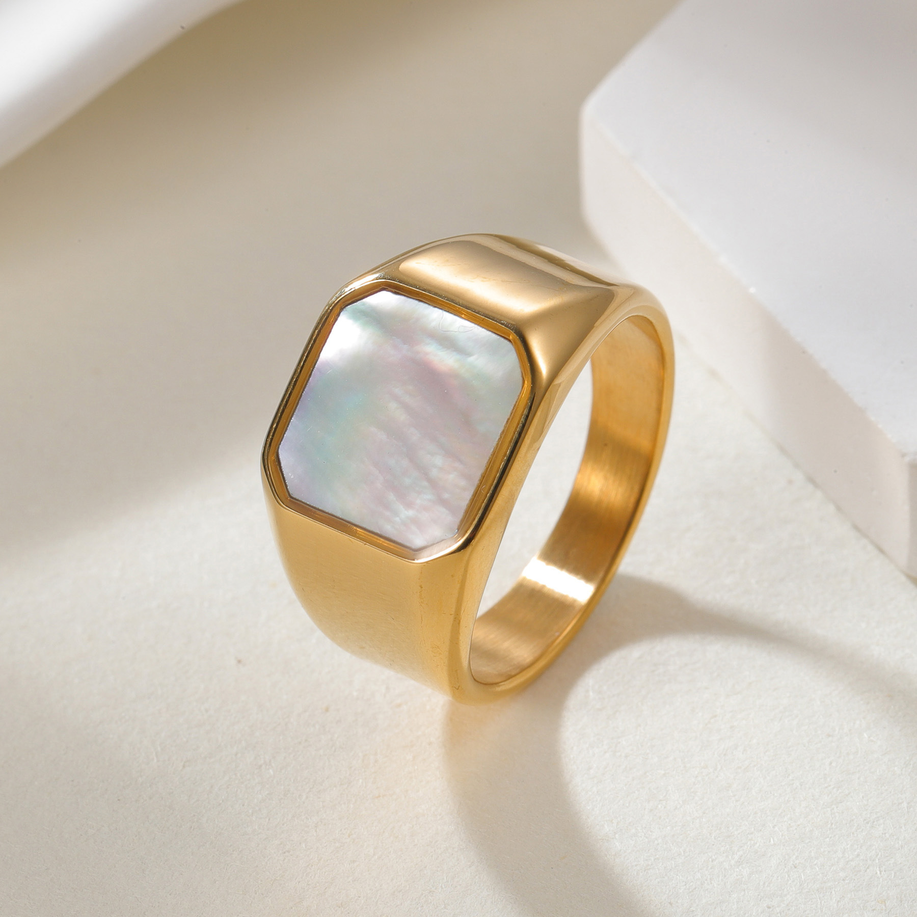 Solid Color Pattern Hip-Hop Vintage Style Solid Color Titanium Steel Plating Men's Rings Men Signet Rings