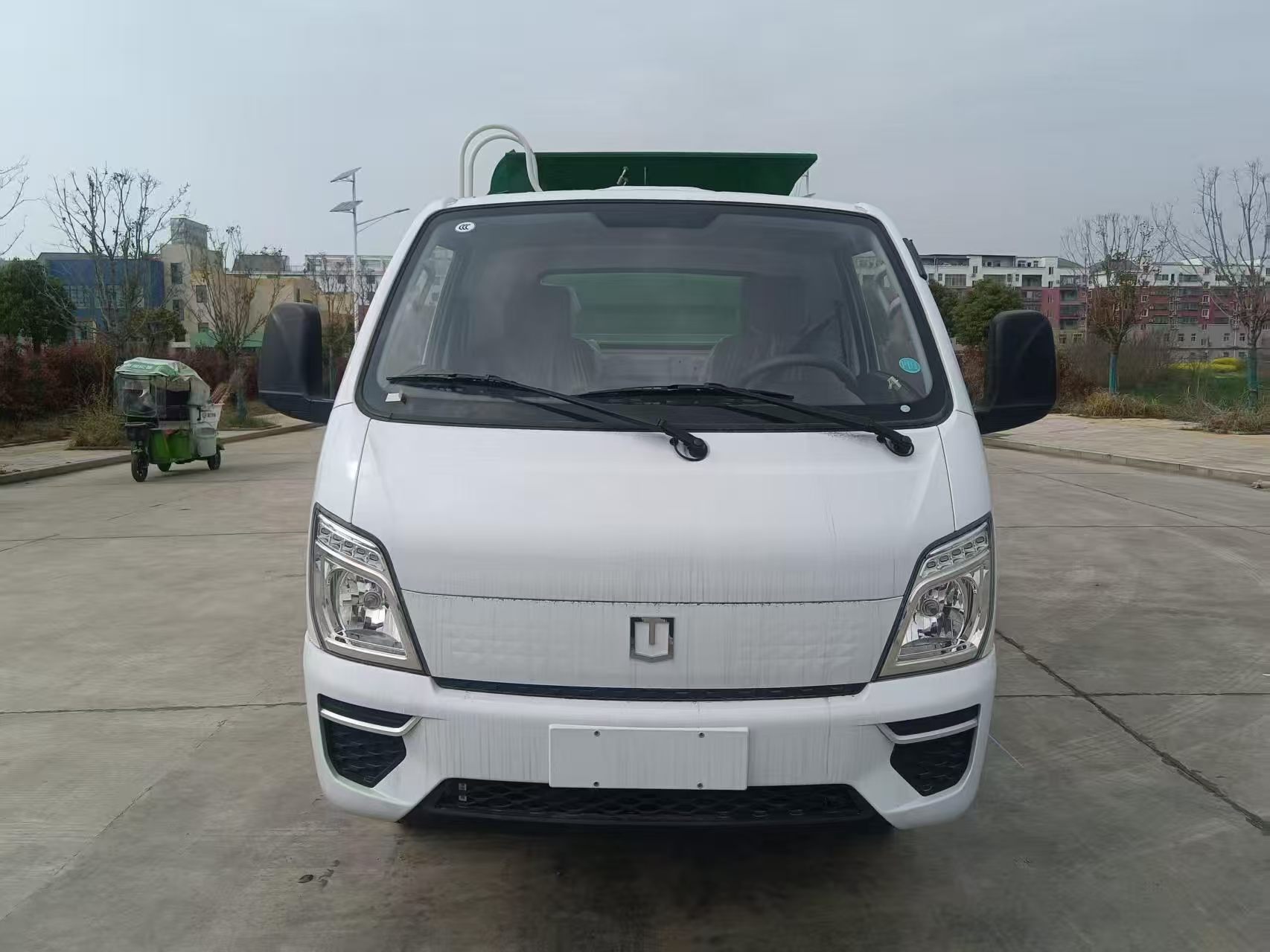 Dongfeng Kapt 5-cubic-meter pure electric food waste truck, blue license plate, Class C driver's license, silent and eco-friendly, for property management canteens