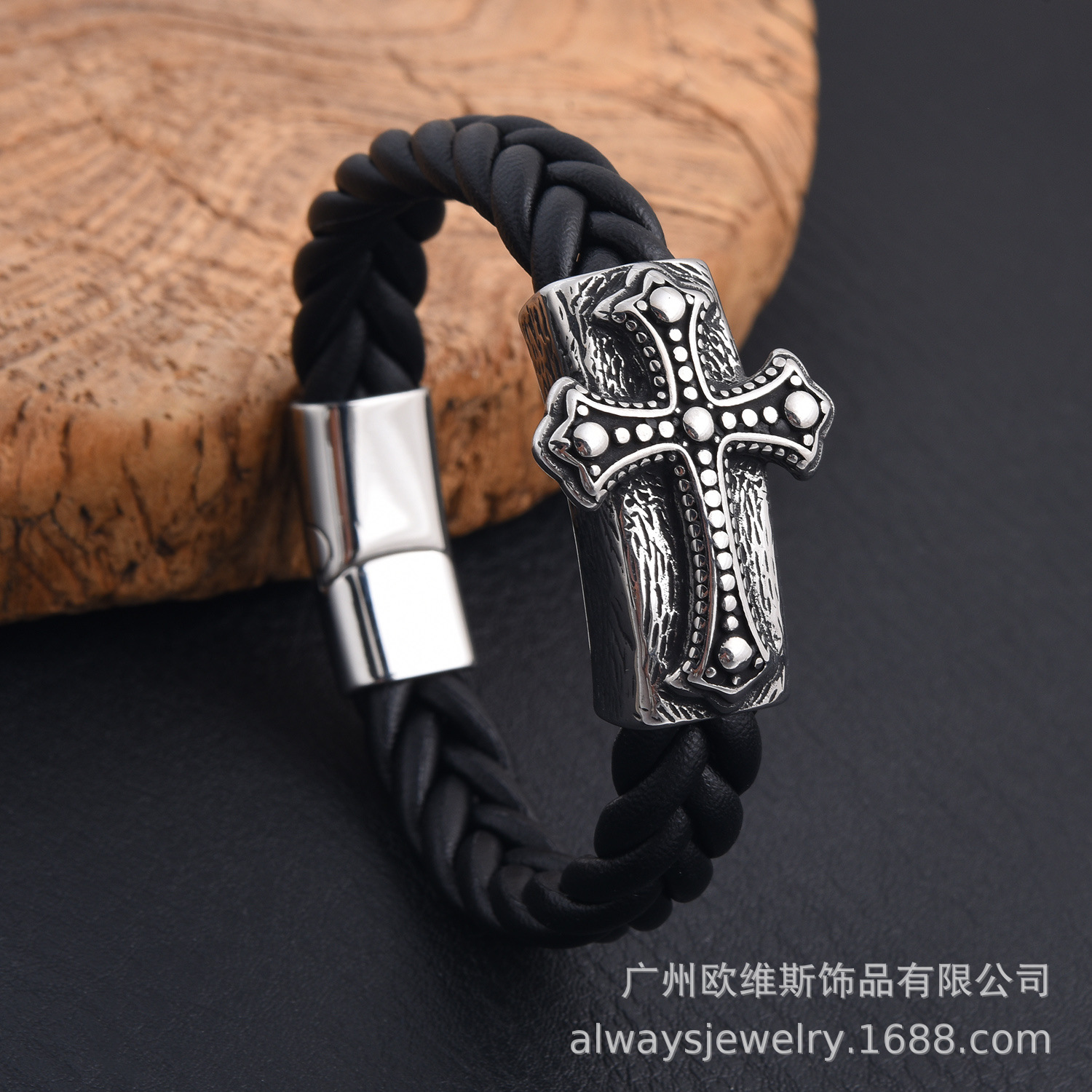 New Cross-Border Men's Stainless Steel Leather Bracelet Jewelry Cross European and American Retro Classic Twist Braided Rope Jewelry