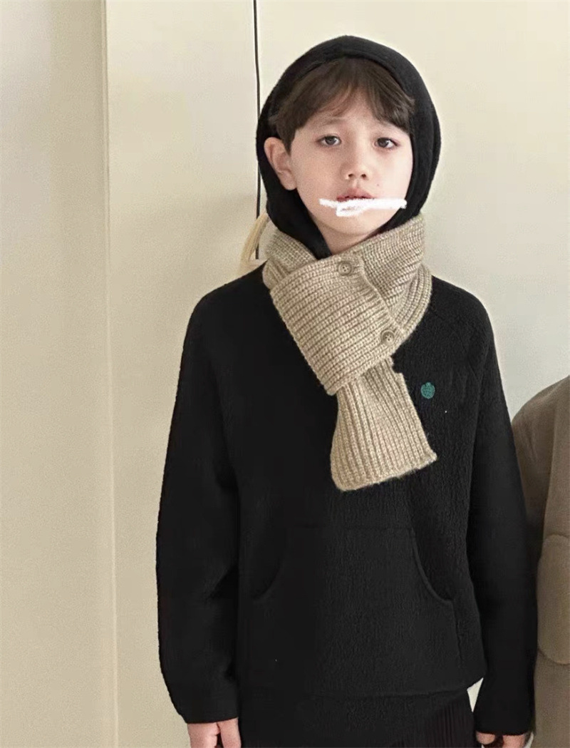 Children's scarf Winter fashion Instagram knitted button baby bib for boys and girls_voghion.com