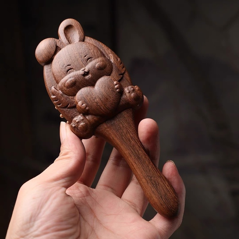 ディザトーンネット赤黒金檀木エアマット櫛彫刻アニメ動物エアマット順髪櫛頭部経絡マッサージ櫛|undefined