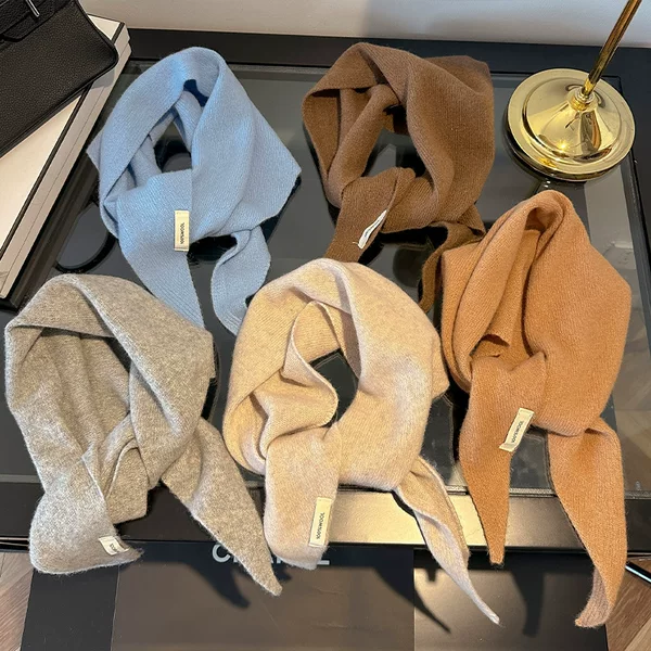 100% Australian Pure Sheep Wool Knitted Triangle Scarf Women's Headscarf Scarf High-End Casual Warm Versatile Shawl for Women