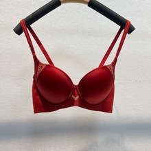 新款小胸聚拢缎面内衣性感侧收时尚LOVE字母纯欲钻无钢圈套装文胸