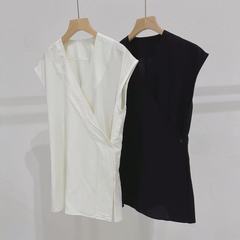 北欧 TT 立体クロスボタン V ネックノースリーブラップシャツ女性の夏のニッチシンプルな気質トップ