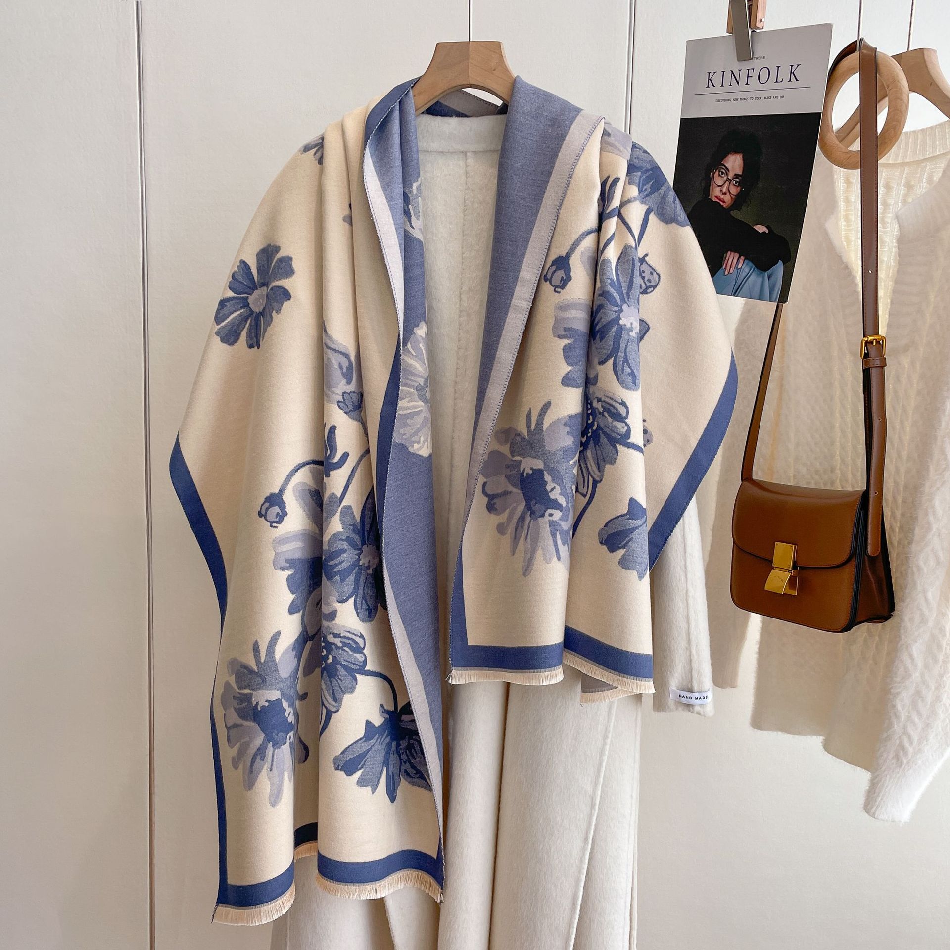 2023 nuevo otoño e invierno cálido doble uso simple todo partido chal Margarita impresa bufanda de Cachemira bufanda engrosada