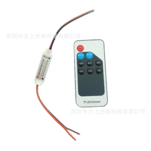 RF RF 9-ключевой монохромный контроллер освещения 5V-24Vled Mini Controller с головкой постоянного тока с красным и черным проводом