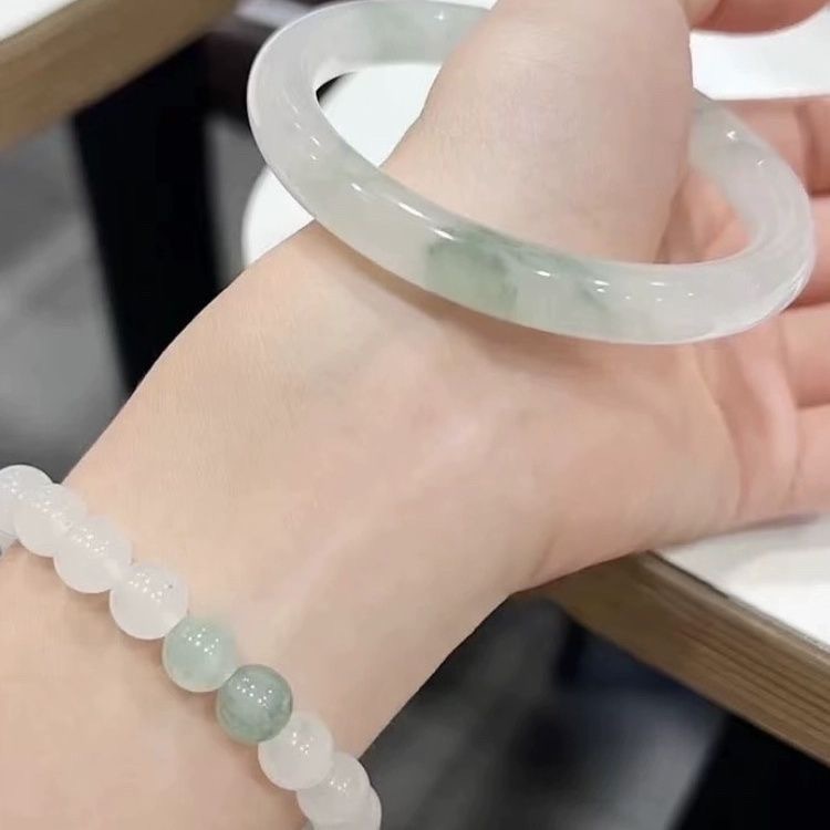 7cd5cc01-88f1-4b54-a61f-cc51be454495.jpe