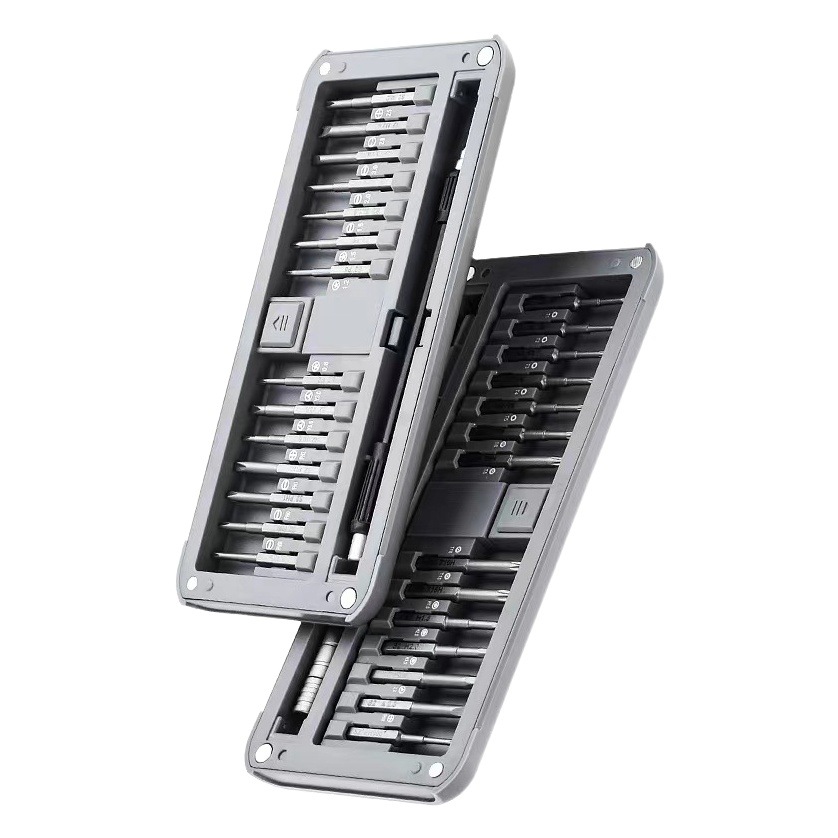 メーカーはクロスボーダーのドライバーセットの金属工具を供給しています。