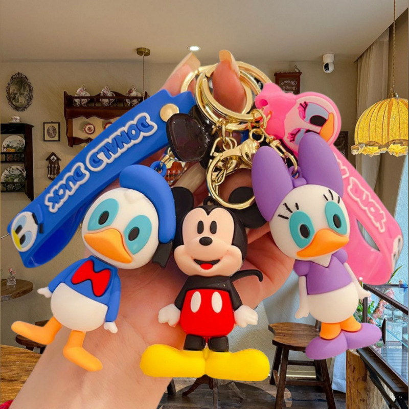 Creative Cartoon Classic Mickey Mouse Keychain Minnie Mickey Pvc Doll Pendant Backpack Decoration Car Keychain
