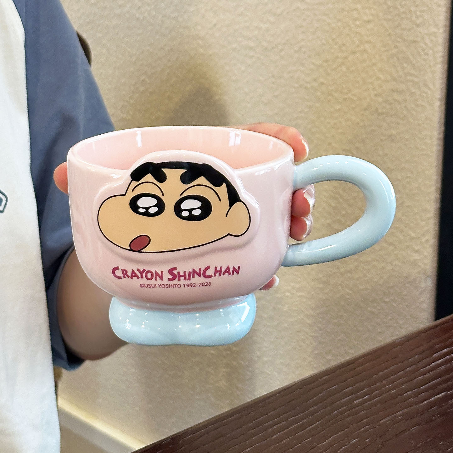 Crayón pequeño nuevo taza de cerámica auténtica encantadora taza de agua doméstica para mujeres taza de café taza de desayuno para niños