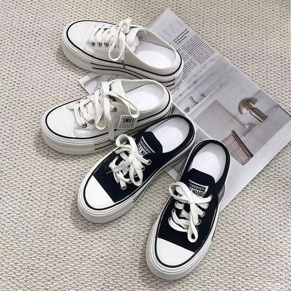 Fashionable trend women's slippers platform