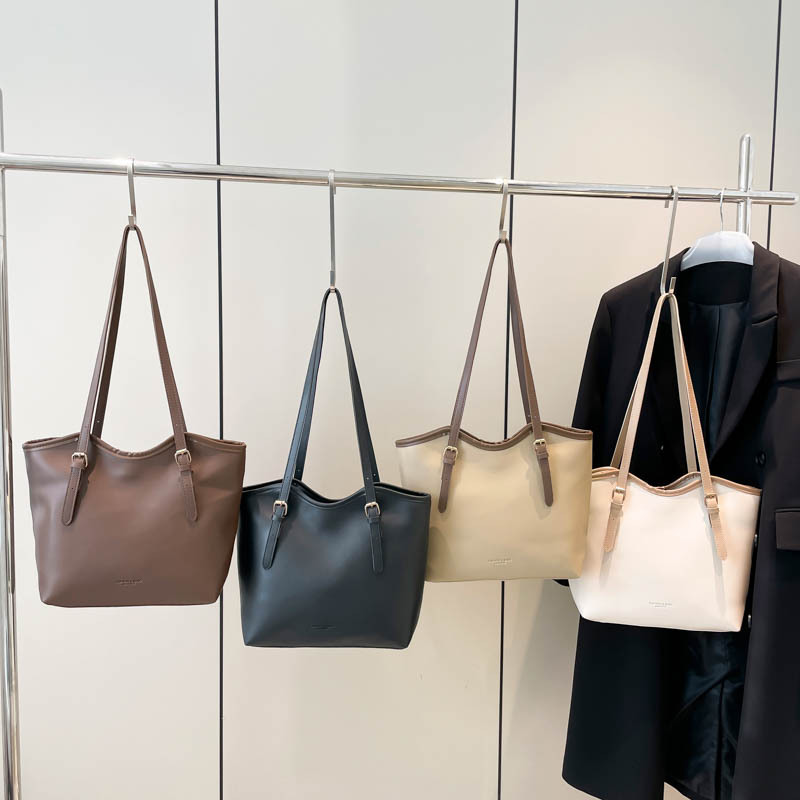 Nuevo bolso de mano transfronterizo de gran capacidad para mujeres 2025 bolso de hombro para estudiantes universitarios para mujeres bolso de mano para mujeres