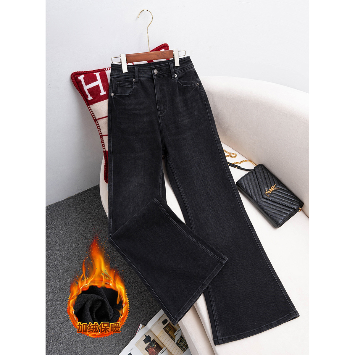 MD&CO【腿精】黑色高腰顯瘦牛仔褲女加絨2025冬新款彈力微喇叭褲
