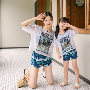 Girls' Swimwear Big Children's Summer 2022 New Mother and Dresses Split Swimwear Three-piece Bikini Swimwear Cute