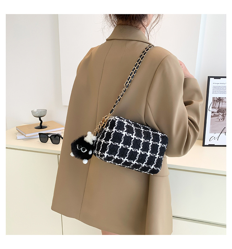 Women's Small All Seasons Nylon Plaid Fashion Square Zipper Shoulder Bag display picture 2