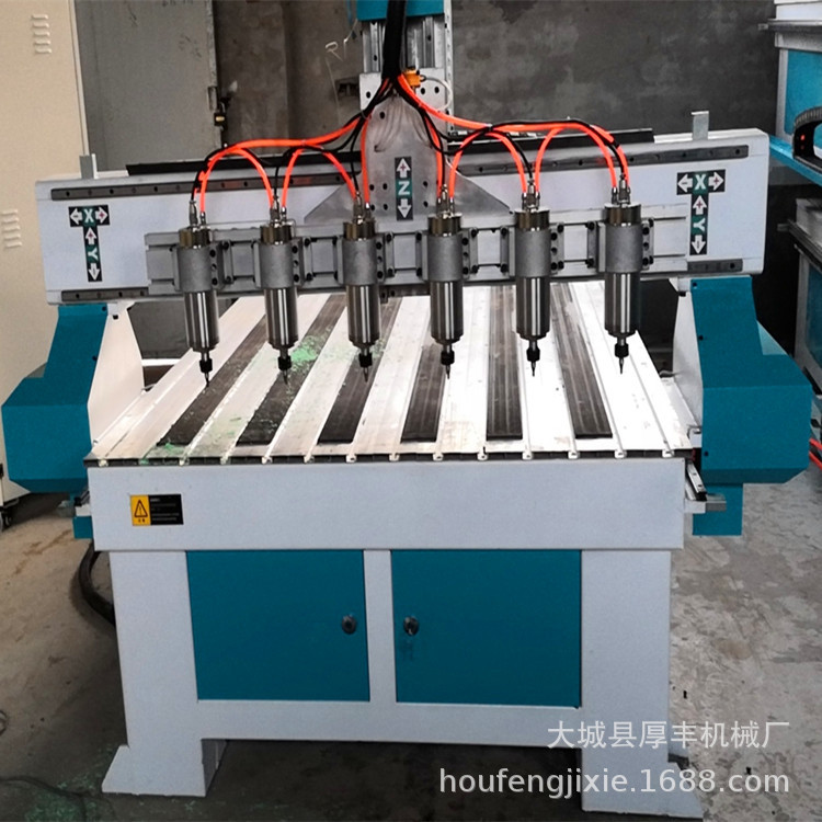 1325水暖炕板多头雕刻机 开槽挖孔泡沫挤塑板地暖模块雕刻设备