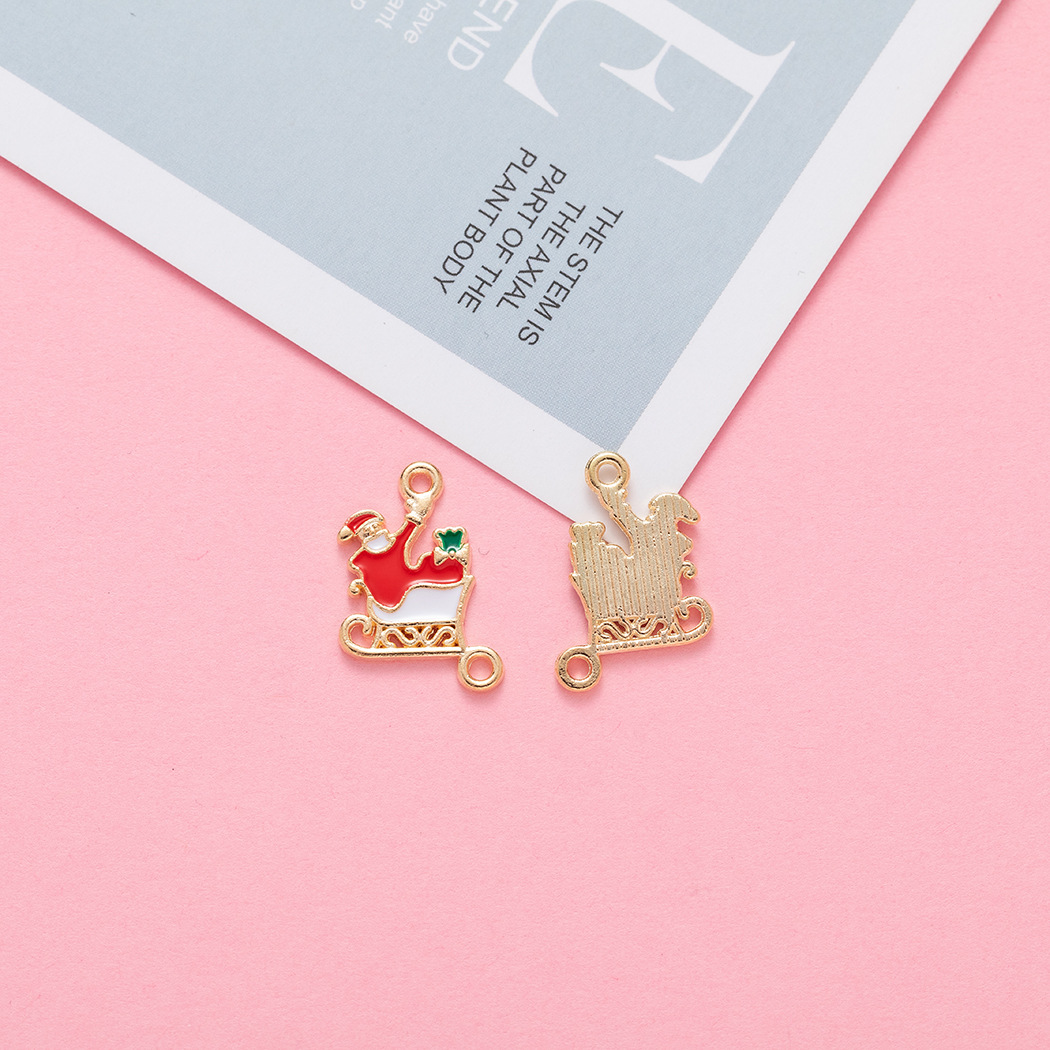 Christmas Tree, Santa Claus, Snowflake Pattern 10 PCS/Package 11.5*19.5mm 15.6*21.7mm Alloy Christmas Tree Santa Claus Snowflake Pendant