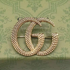 胸针;吊坠;胸花