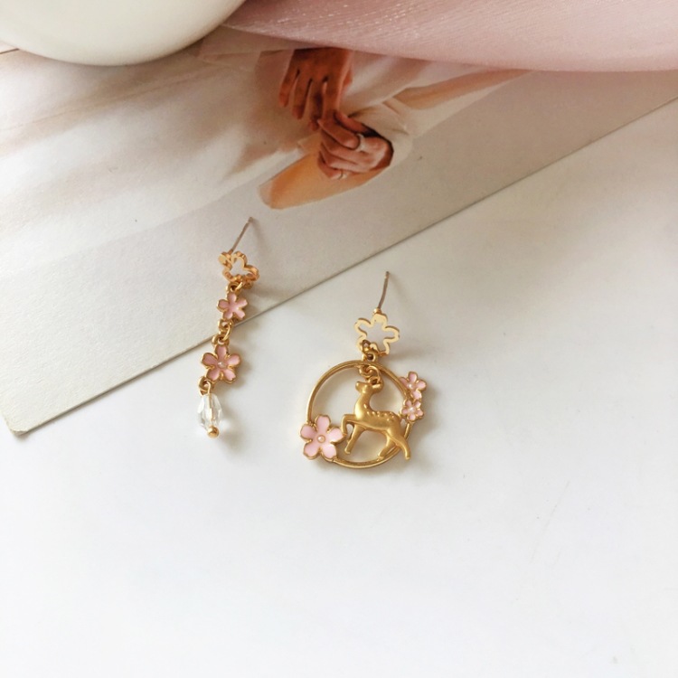 Creative Cute Bear Flower Asymmetrical Tassel Earrings display picture 6