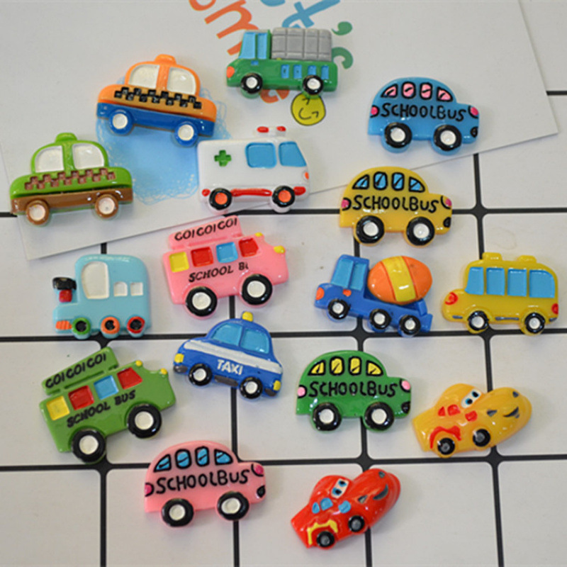 Resin DIY Artificial Cars, School Bus Accessories, Refrigerator Magnets, Home Clothing Handmade Accessories Manufacturers