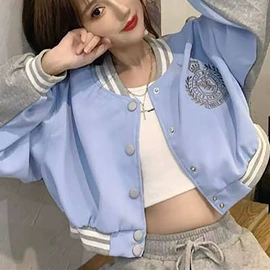 女式T恤;连衣裙;女式卫衣