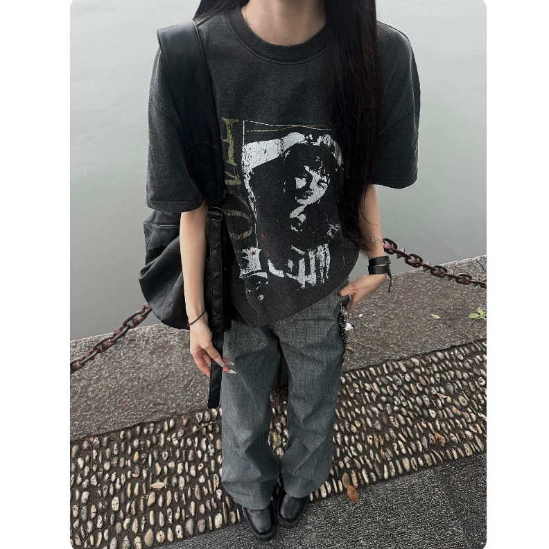 Korean "Mystery of Light and Shadow" Vintage Heavy Washed Distressed Short Sleeve T-Shirt Unisex Boxy Short Style Non-Deforming Korean "Mystery of Light and Shadow" Vintage Heavy Washed Distressed Short Sleeve T-Shirt Unisex Boxy Short Style Non-Deforming