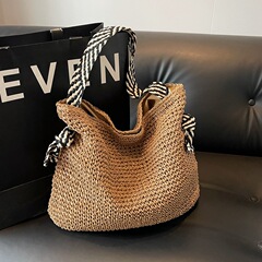 Summer Large Capacity Grass Woven Bag for Women 2024 New Vacation Beach Single Shoulder Bag Simple Commute Tote Bucket Bag