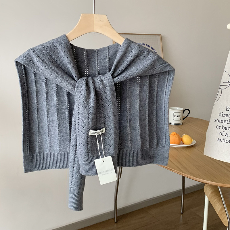 Sopa de punto de alta sensación coreana Dongdaemun primavera y otoño bufandas de torsión universal agujeros respirables sopa de mujer