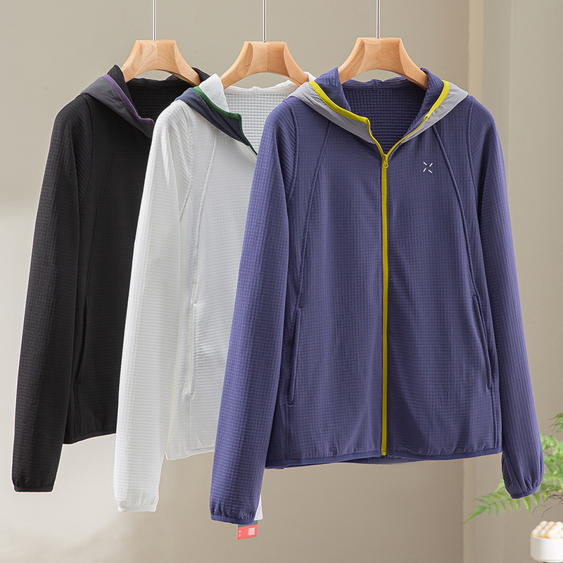Windproof, warm, fleece-lined outdoor jacket for women, color-blocking, stretchy, loose-fitting, hooded, casual, breathable, autumn and winter women's clothing Windproof, warm, fleece-lined outdoor jacket for women, color-blocking, stretchy, loose-fitting, hooded, casual, breathable, autumn and winter women's clothing
