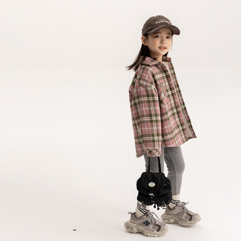 Ropa para niños medianos y grandes camisa forrada de lana Otoño e Invierno estilo coreano para niños Plaid engrosada Top frito calle dulce camisa fresca abrigo moda