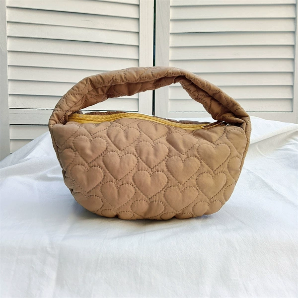 Quilted cotton heart brown