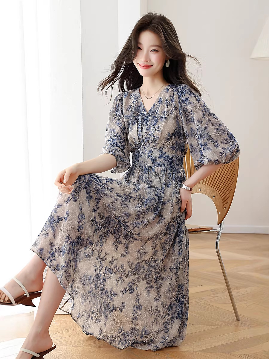 Đầm maxi nữ thắt eo họa tiết hoa nhí xòe lớn dáng suông — màu sắc, xanh lam