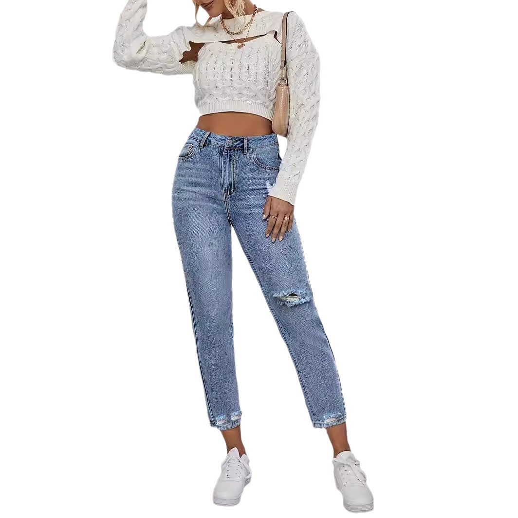 Abbigliamento donna Jeans strappati alla moda casual_voghion.com