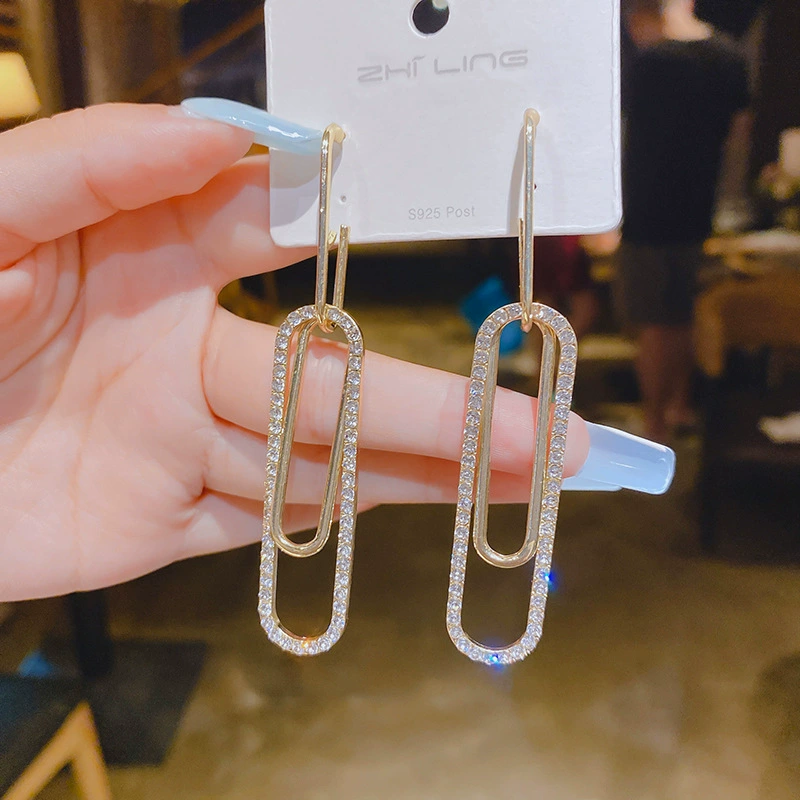 Серьги асимметричные с кисточкой, 925 серебро, игла, корейский стиль элегантный минимализм