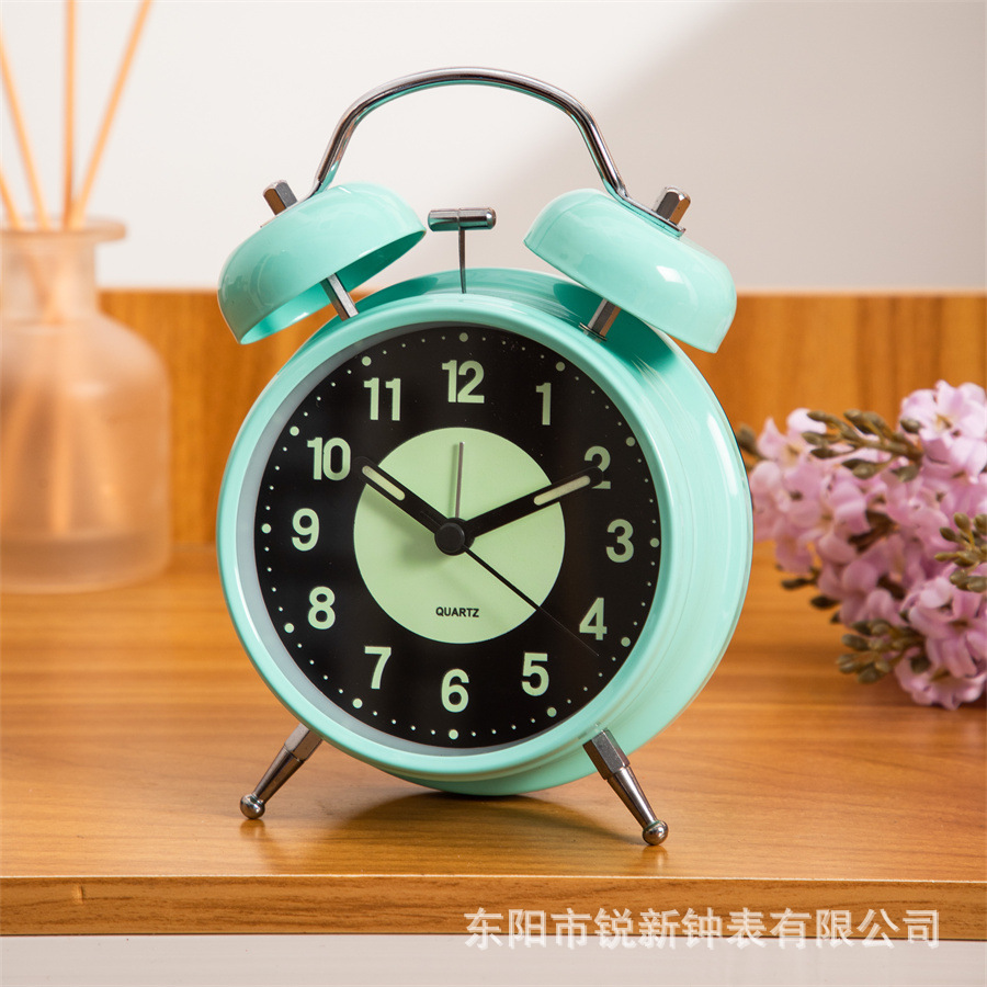 Venta caliente transfronteriza reloj despertador luminoso para estudiantes con voz súper grande en casa junto a la cama alarma dormitorio dormitorio reloj de sala de estar