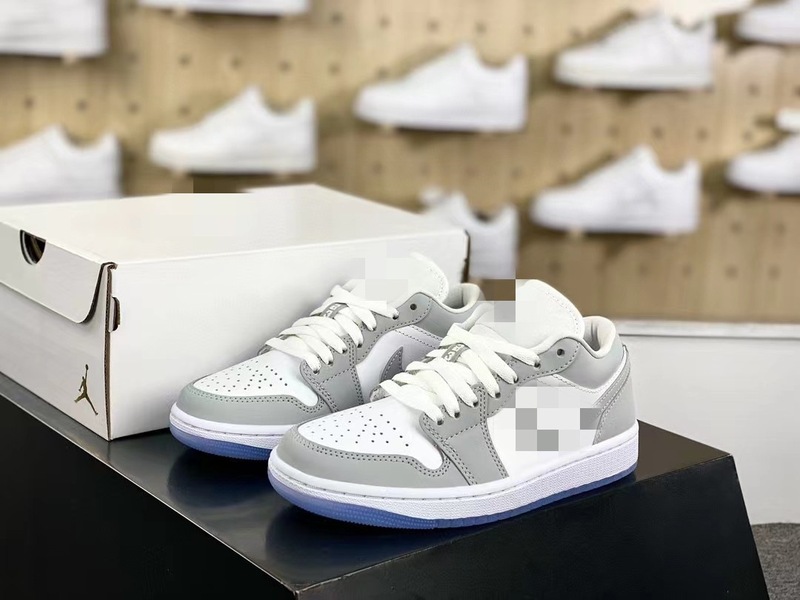莆田 AJ1 ロートップフルヘッドレイヤーピュアオリジナル 2024 新色黒緑竹林パンダネイビーブルー男性と女性のスポーツシューズ|undefined