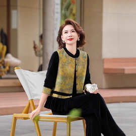 一件代发2025秋装新款国风马甲女复古气质马夹潮套装新款妈妈装