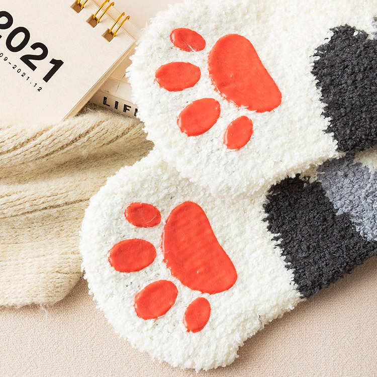 Unremovable Cat Paw Socks for Women with Fleece Lining, Thick Silicone Mid-Calf Coral Fleece Floor Socks, Half-Fleece Women's Plush Socks