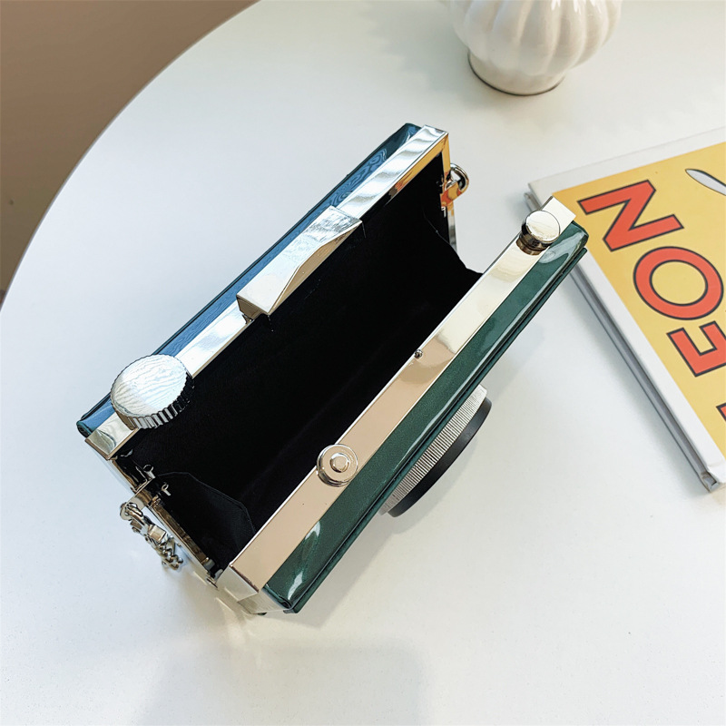 2023 New Personalized Camera Shoulder Versatile Fashion Chain Crossbody Box Women's Bag_voghion.com
