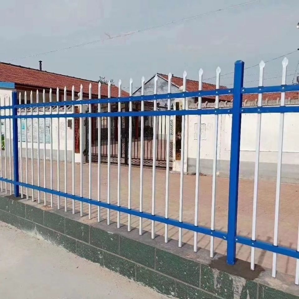 昆明新农村围墙护栏别墅庭院操场花园公园厂区变压器隔离锌钢围栏