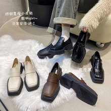 ��׷��^�͹Ř���ЬŮЬ�ӆ�Ь2025�¿���ٴ��ɫӢ���LСƤЬ