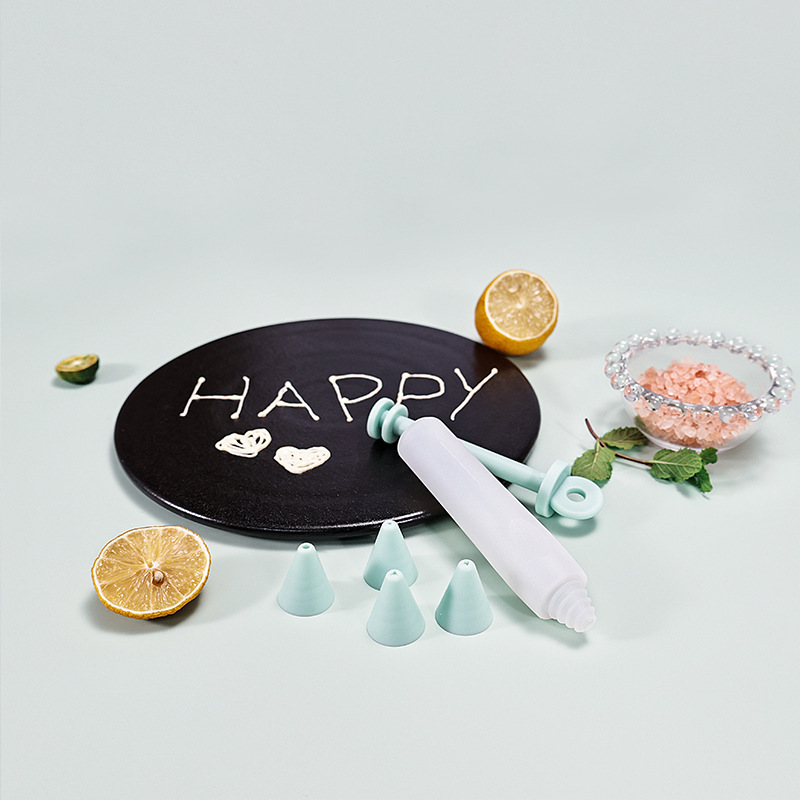 Cake decorative pen